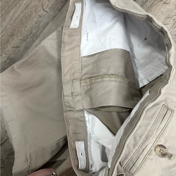 Vineyard Vines • Flat Front Khaki Shorts - Picture 6 of 6